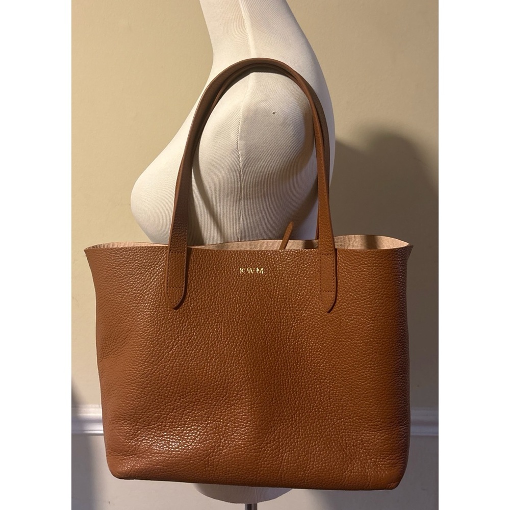 Cuyana Small Structured Leather Tote in Caramel / Blush ~ Monogram - Picture 5 of 11